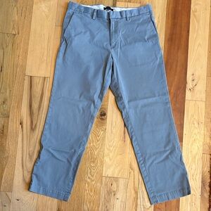 Banana Republic Chinos. Grey/bluish Aiden slim fit 36x32